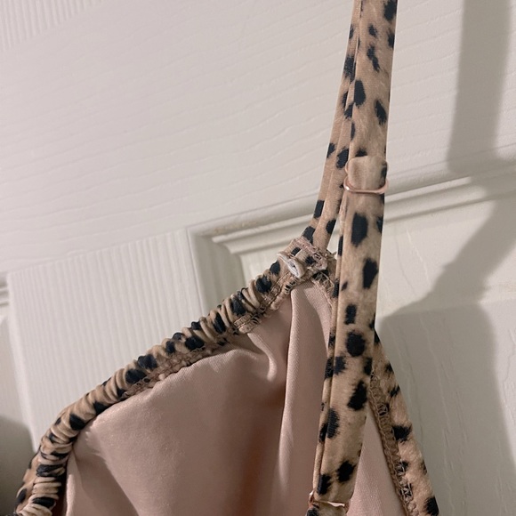 Leopard Print 1 Piece Swimsuit - Picture 5 of 6